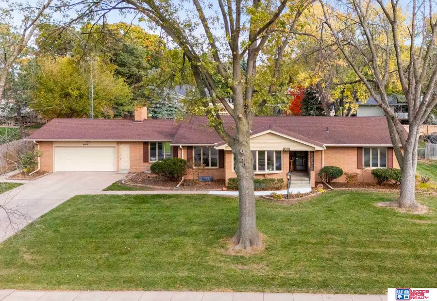 8010 Talbot Trail, Lincoln, NE 68506 - #2
