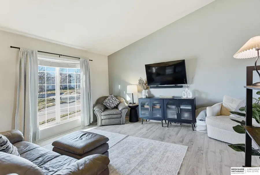 5919 S 187 Avenue Circle, Omaha, NE 68135 - Image #3