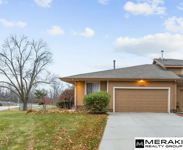 11705 Ruggles Circle, Omaha, NE 68164