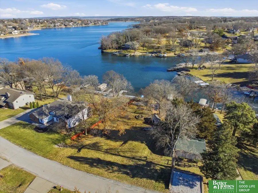 9113 Murray Drive, East Rock Bluff, NE 68028 - Image #2