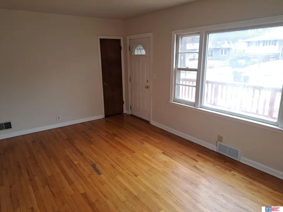 6018 Baldwin Avenue, Lincoln, NE 68507 - Image #3