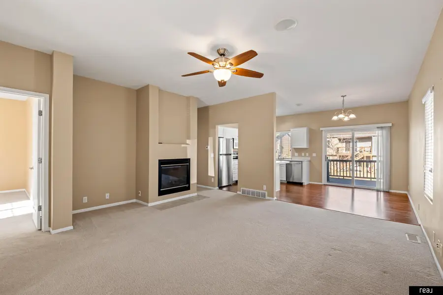 1018 Gold Coast Road, Papillion, NE 68046 - Image #3