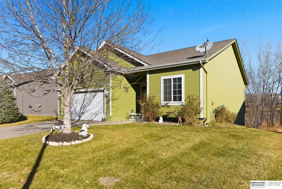 16030 Browne Street, Omaha, NE 68116 - Image #2