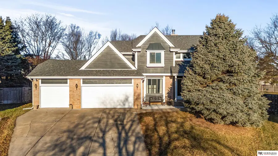 6818 N 106th Circle, Omaha, NE 68122 - Image #2