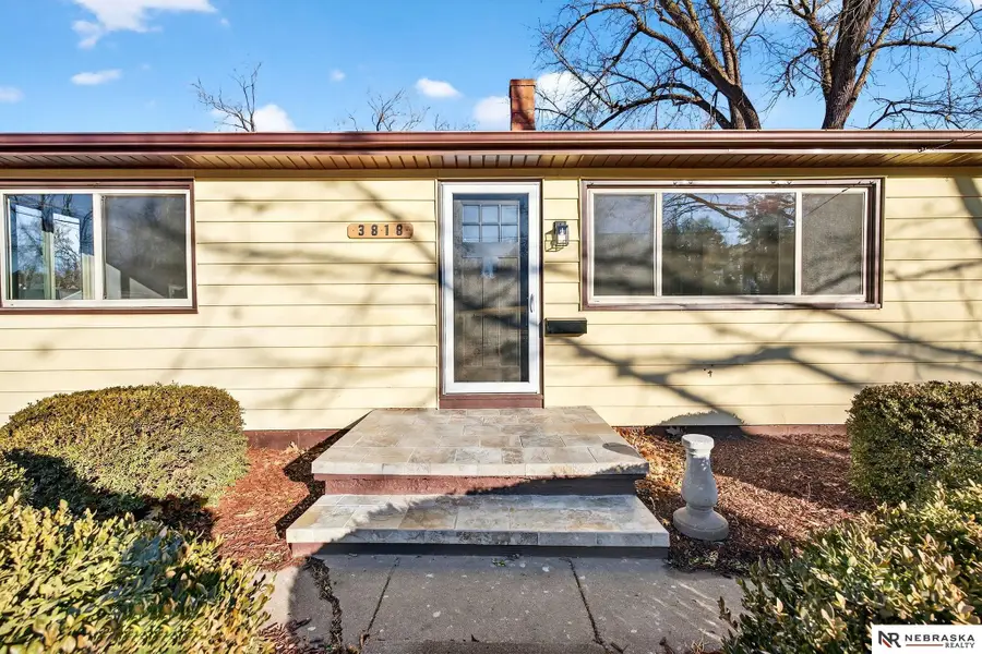 3818 Pinkney Street, Omaha, NE 68111 - Image #3