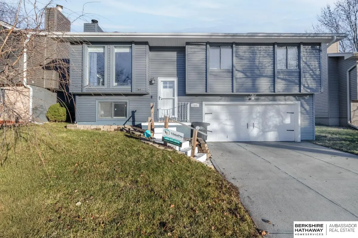 7335 N 80th Street, Omaha, NE 68122 - Image #1