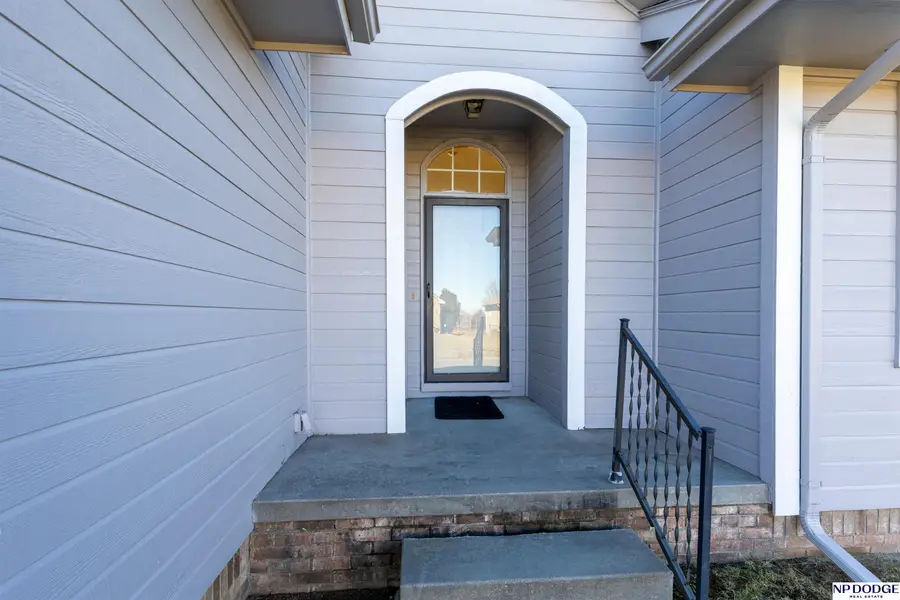 2411 Aberdeen Drive, Papillion, NE 68133 - Image #3