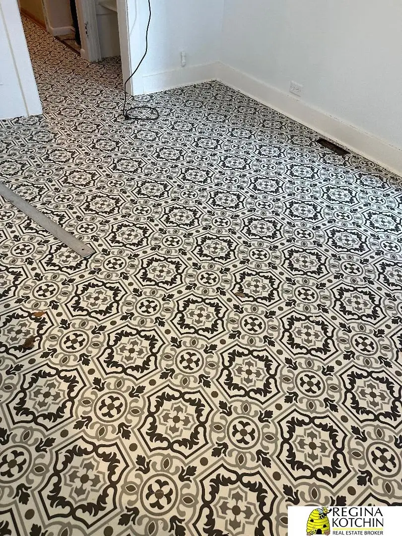 1004 Glenwood Avenue #1, 2, 3, Omaha, NE 68131 - Image #2