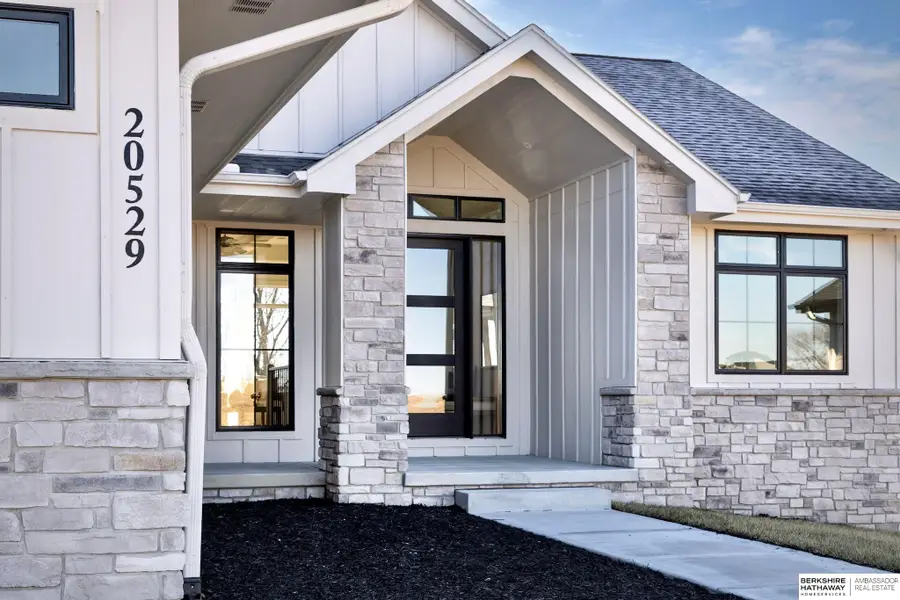 20529 Kansas Avenue, Elkhorn, NE 68022 - #3