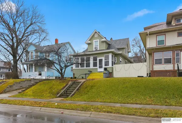 2205 F Street, Omaha, NE 68107