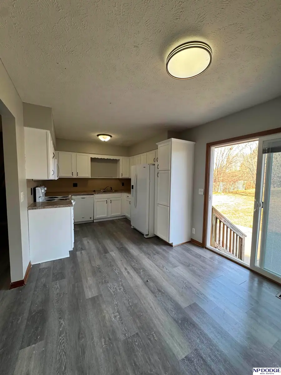 11260 Erskine Street, Omaha, NE 68164 - Image #3