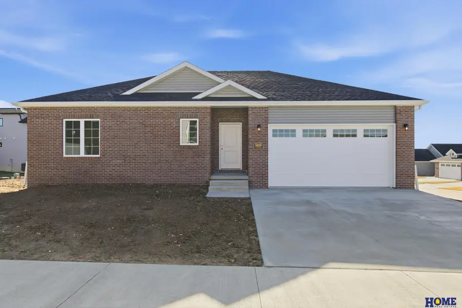 5838 S 94th Street, Lincoln, NE 68526 - Image #2