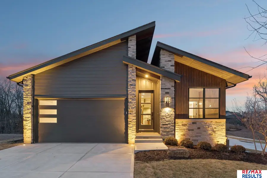 20102 W Street, Omaha, NE 68135 - Image #2