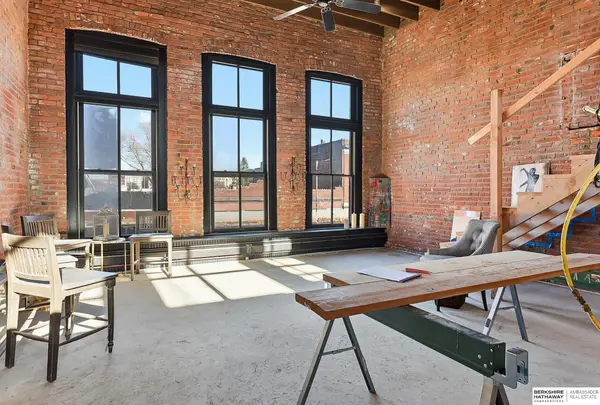 1013 Howard St #2 Street, Omaha, NE 68102