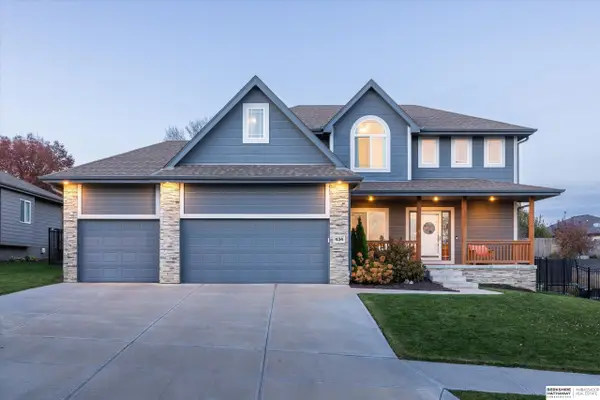 434 Devonshire Drive, Gretna, NE 68028