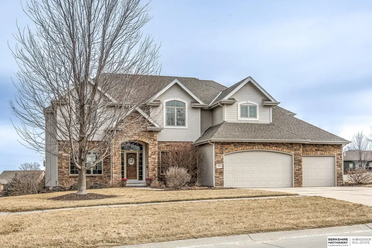 19534 Bellbrook Boulevard, Gretna, NE 68028 - Image #1
