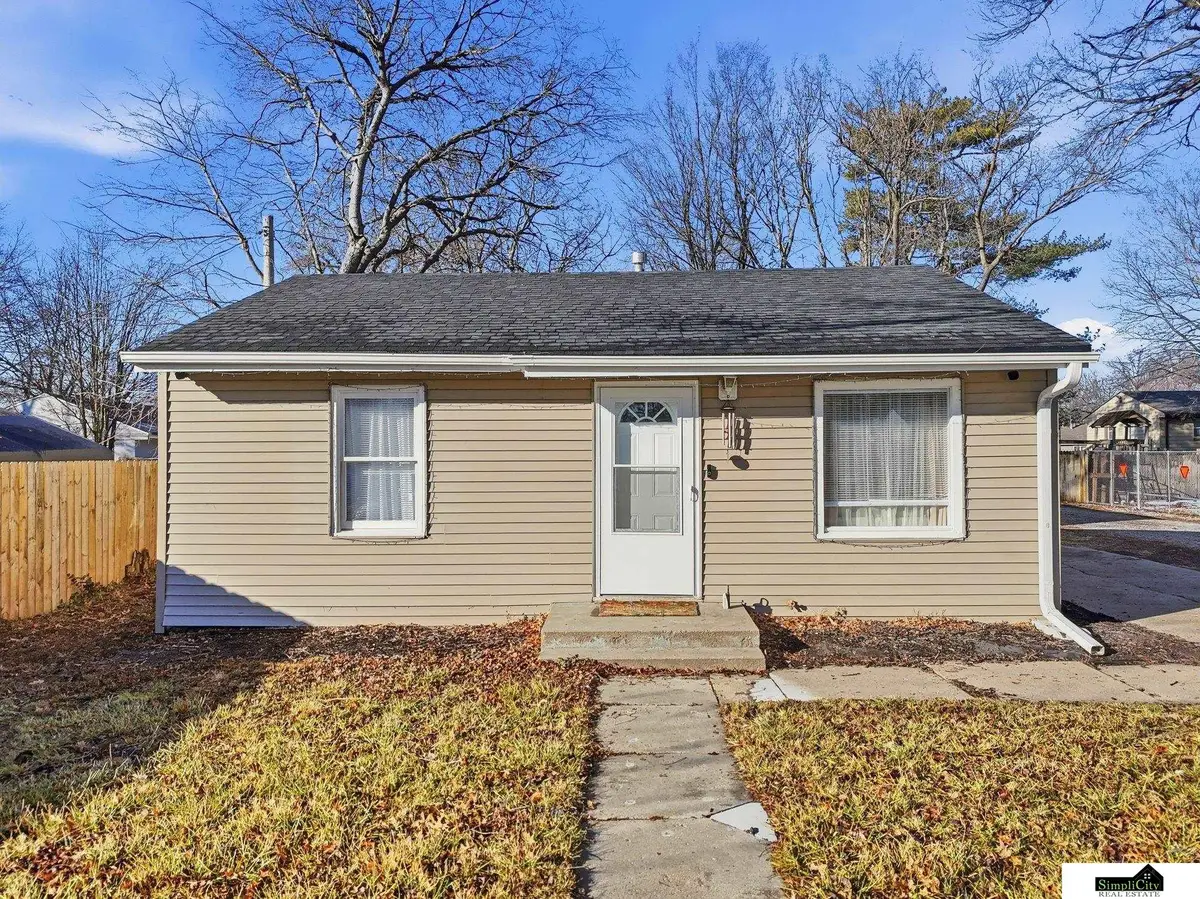 2721 N 38th Street, Lincoln, NE 68504 - Image #1