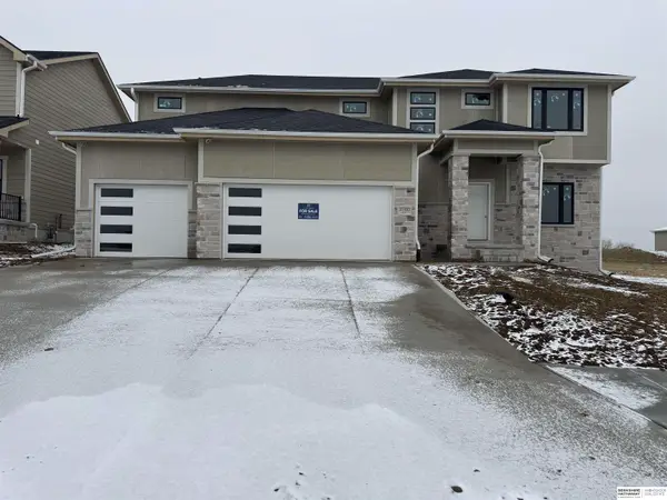 21420 Z Street, Elkhorn, NE 68022