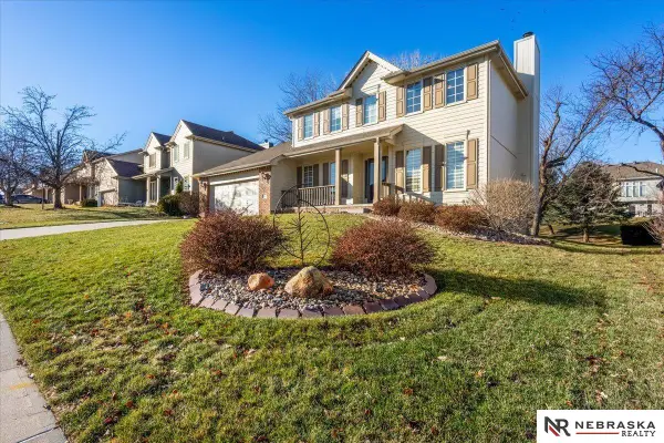 4802 S 174th Street, Omaha, NE 68135