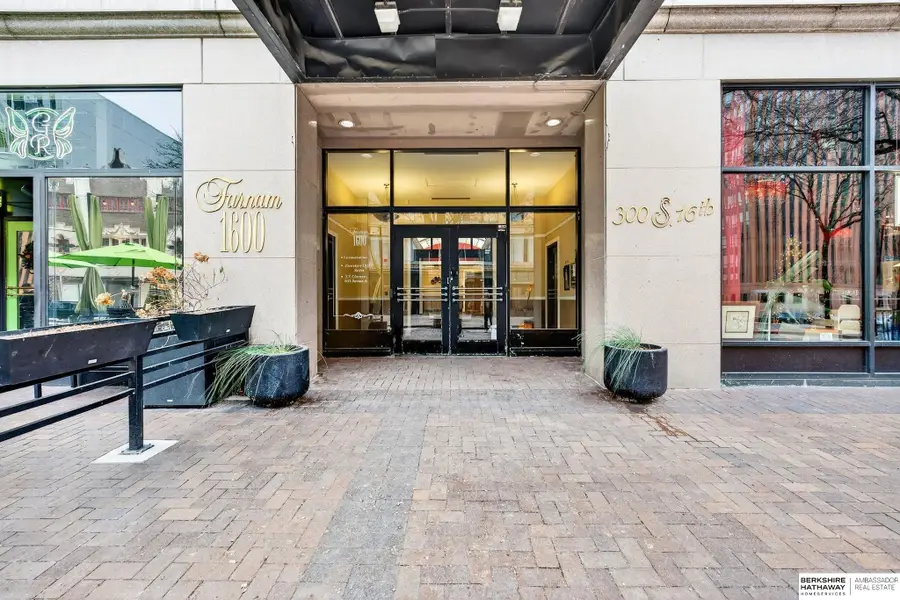 300 S 16th Street #701, Omaha, NE 68102 - Image #2