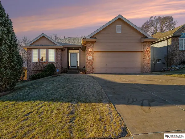 4915 Fountain Drive, Bellevue, NE 68133