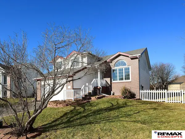 2210 Lynnridge Circle, Lincoln, NE 68521