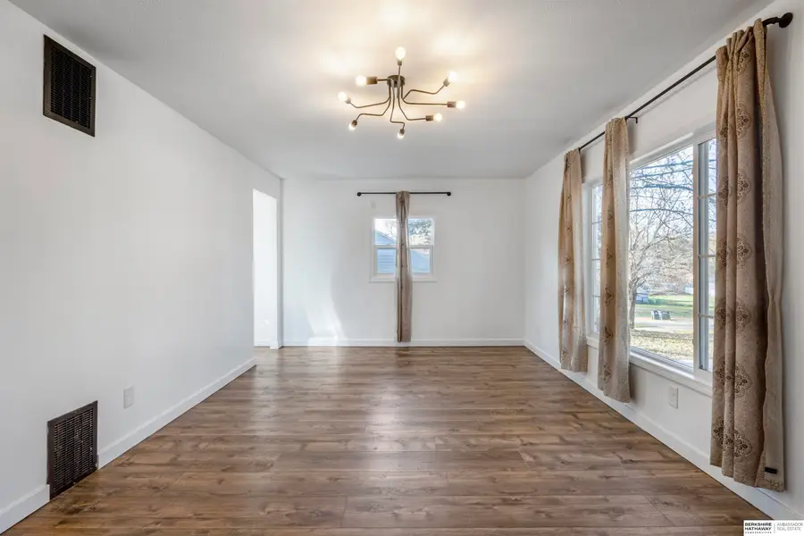 6615 Charles Street, Omaha, NE 68132 - Image #3