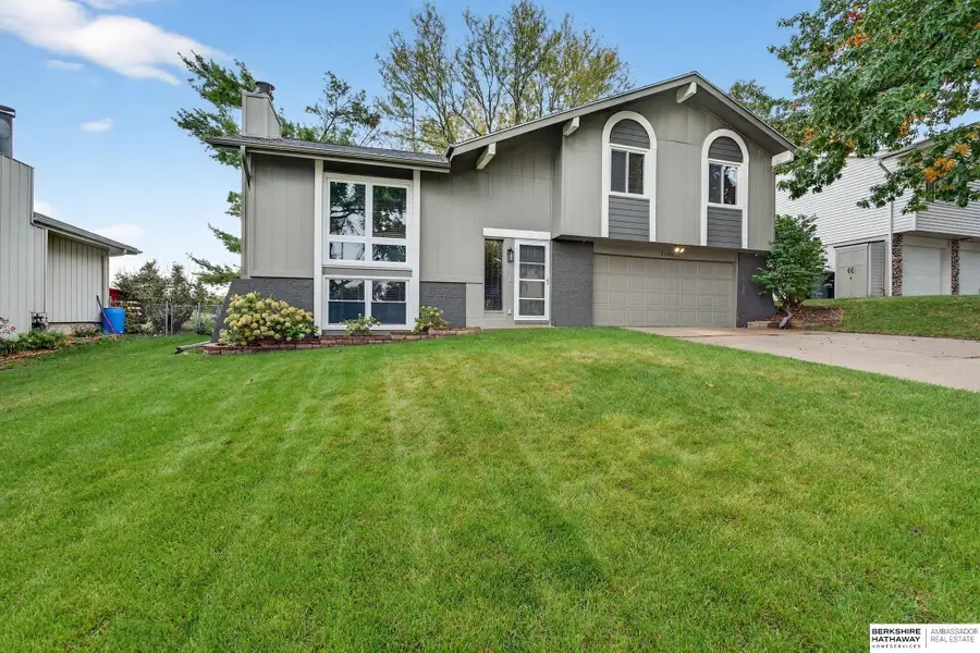 2305 N 127th Circle, Omaha, NE 68164 - Image #2