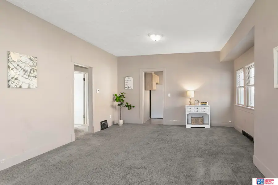 873 N 25th Street, Lincoln, NE 68503 - Image #3