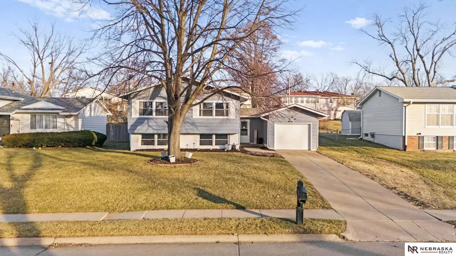 1629 N 107th Avenue, Omaha, NE 68114 - Image #2