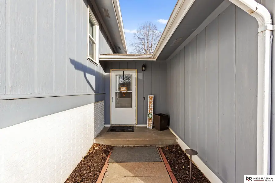 1629 N 107th Avenue, Omaha, NE 68114 - Image #3