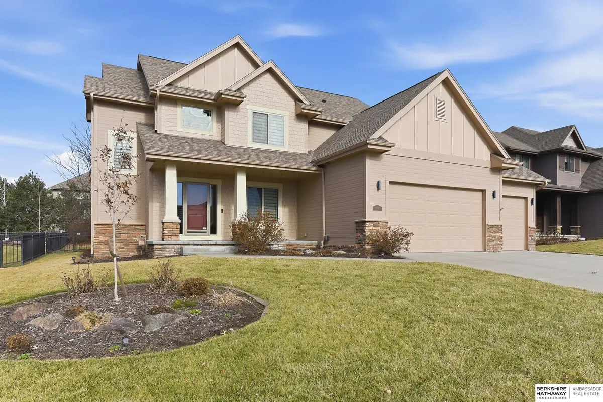 19902 Ash Street, Gretna, NE 68028 - Image #1