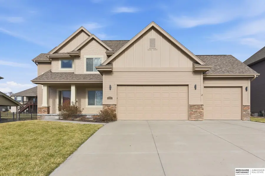 19902 Ash Street, Gretna, NE 68028 - Image #2