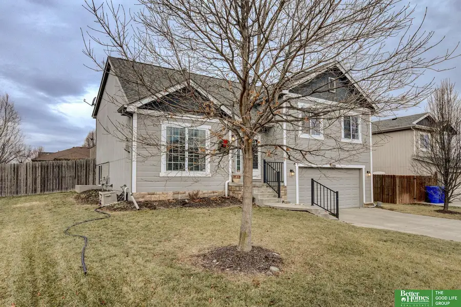 7814 S 72 Avenue Circle, La Vista, NE 68128 - Image #3