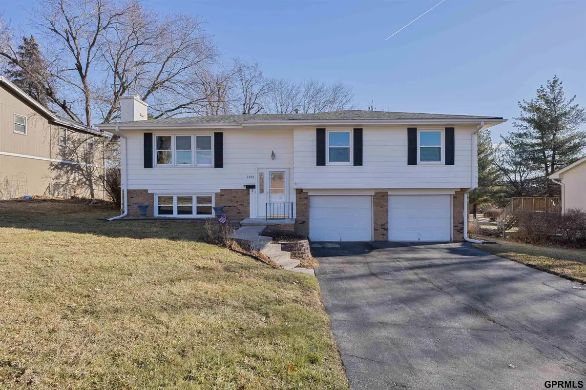1009 S Harrison Street, Papillion, NE 68046 - Image #1