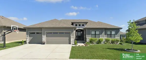 18620 Schofield Drive, Omaha, NE 68136