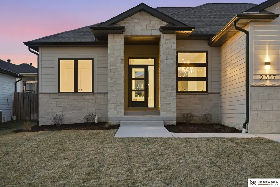 2337 S 89th Street, Lincoln, NE 68520 - Image #2