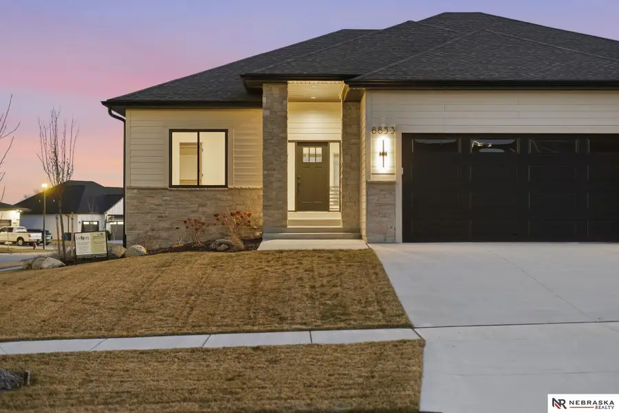 8853 Calamus River Road, Lincoln, NE 68520 - Image #3