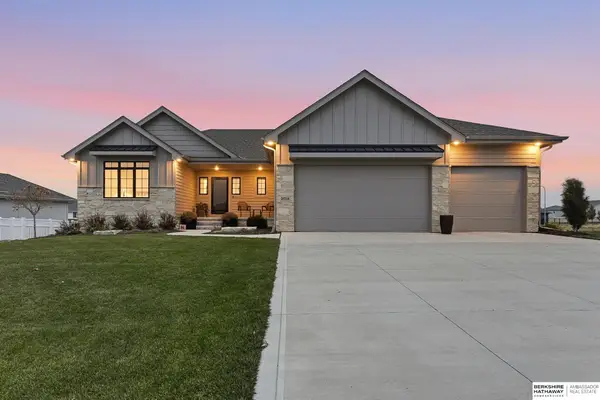 21714 K Street, Elkhorn, NE 68022