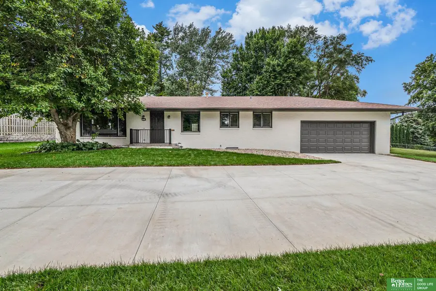 1216 S 108th Street, Omaha, NE 68144 - Image #2