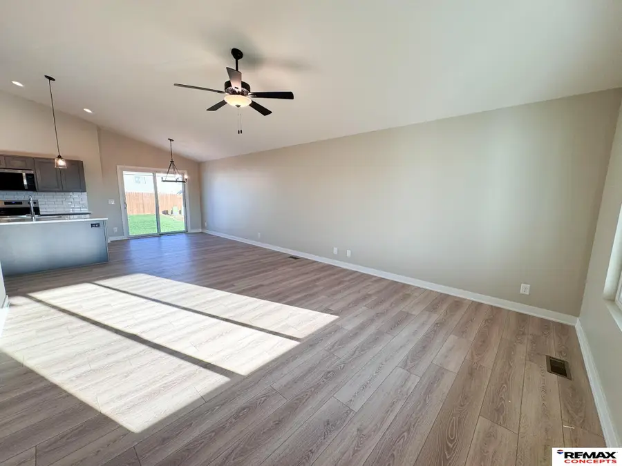 4324 Woodside Village Drive, Lincoln, NE 68528 - Image #3