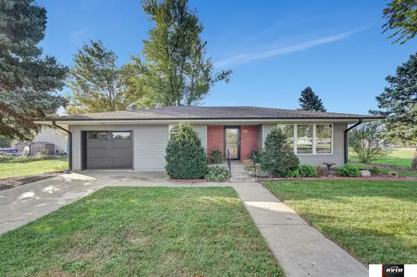 111 E 3rd Street, Valparaiso, NE 68065