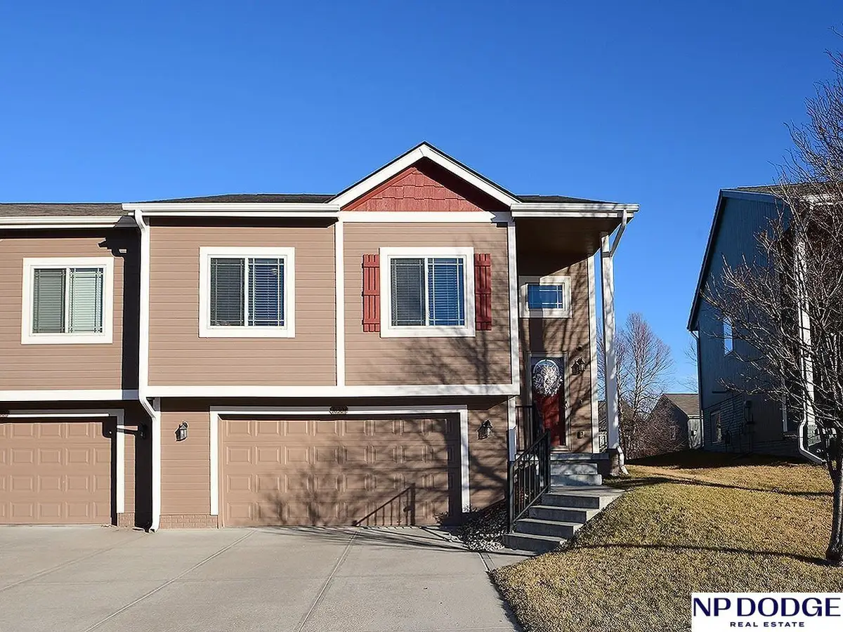 16304 Browne Street, Omaha, NE 68116 - Image #1