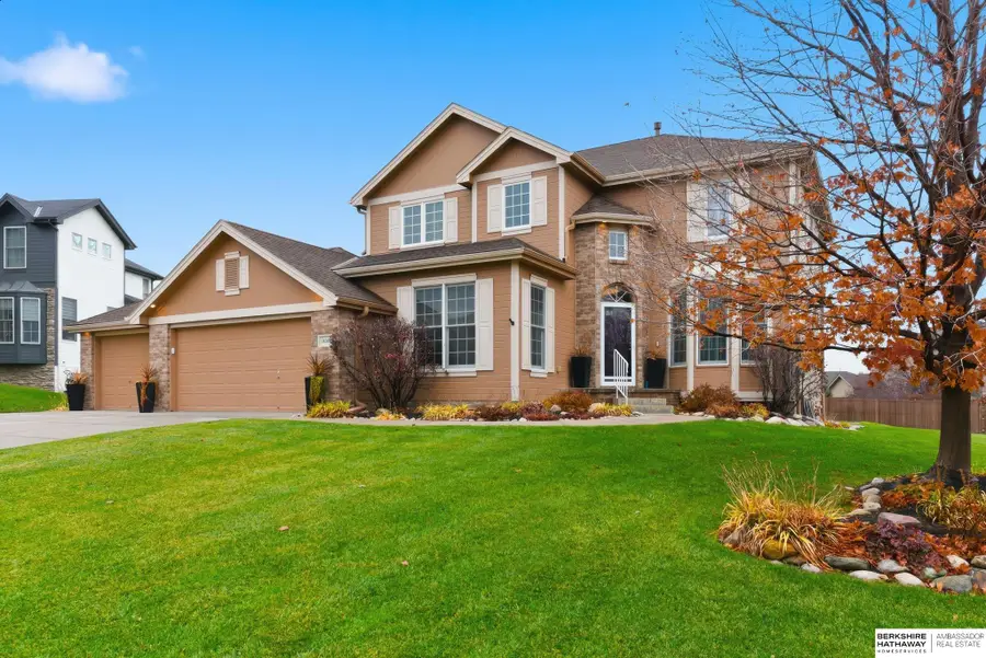 18202 Howard Street, Elkhorn, NE 68022 - Image #2