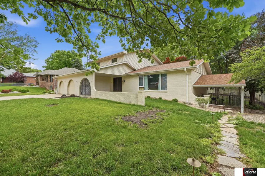 6801 Sumner Street, Lincoln, NE 68506 - #3