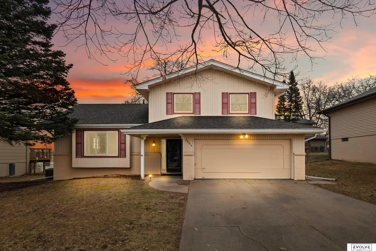 2804 Greensboro Avenue, Bellevue, NE 68005 - Image #1