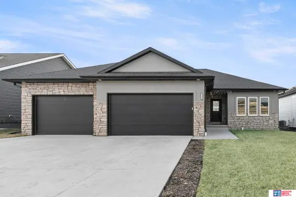 9028 Trader Drive, Lincoln, NE 68507