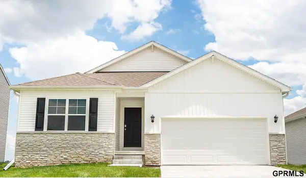 12914 S 65th Street, Papillion, NE 68133