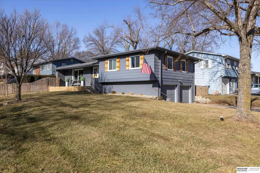 9604 Ruggles Street, Omaha, NE 68134 - Image #3