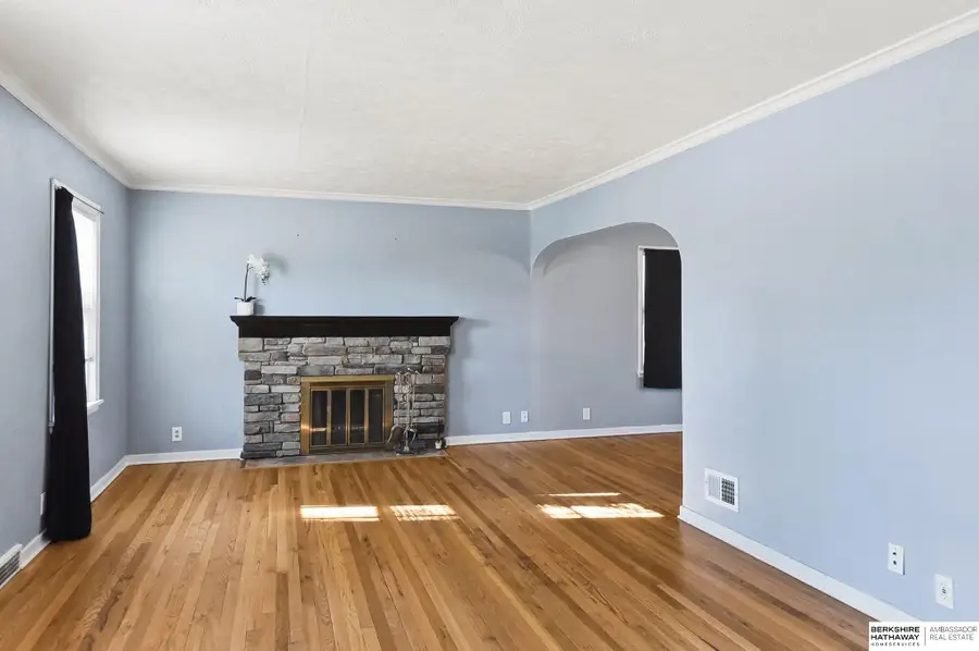 5020 Bedford Avenue, Omaha, NE 68104 - Image #3